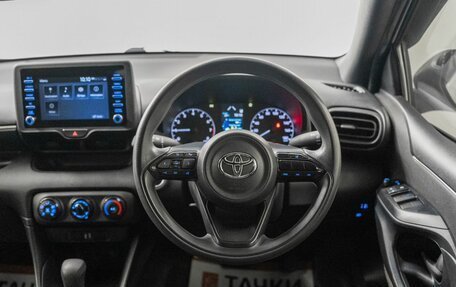 Toyota Yaris, 2021 год, 1 170 000 рублей, 7 фотография