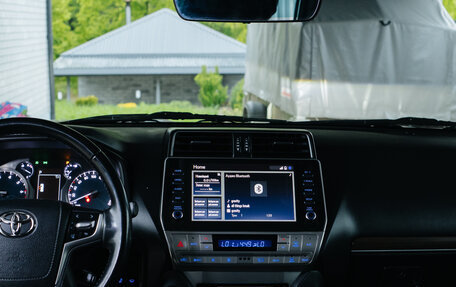 Toyota Land Cruiser Prado 150 рестайлинг 2, 2021 год, 6 900 000 рублей, 2 фотография