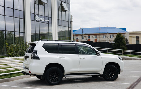 Toyota Land Cruiser Prado 150 рестайлинг 2, 2021 год, 6 900 000 рублей, 18 фотография