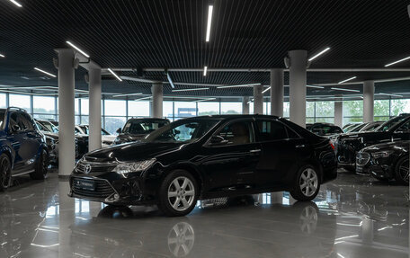 Toyota Camry, 2017 год, 2 450 000 рублей, 1 фотография