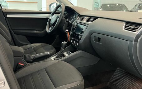 Skoda Octavia, 2017 год, 1 640 000 рублей, 16 фотография
