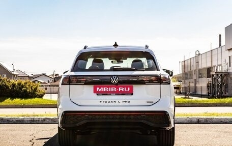 Volkswagen Tiguan, 2025 год, 5 650 000 рублей, 6 фотография