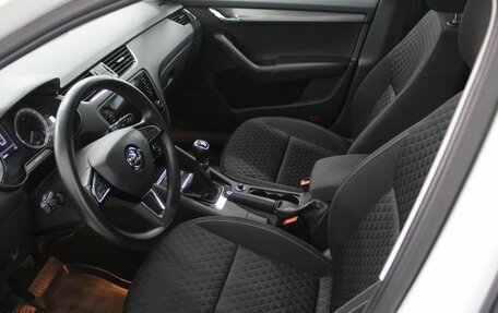 Skoda Octavia, 2018 год, 1 730 000 рублей, 21 фотография