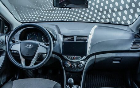 Hyundai Solaris II рестайлинг, 2014 год, 647 000 рублей, 9 фотография
