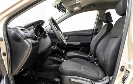 KIA Rio III рестайлинг, 2015 год, 888 000 рублей, 25 фотография