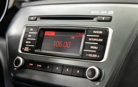 KIA Rio III рестайлинг, 2015 год, 888 000 рублей, 28 фотография