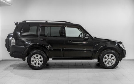 Mitsubishi Pajero IV, 2011 год, 1 990 000 рублей, 4 фотография