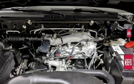 Mitsubishi Pajero IV, 2011 год, 1 990 000 рублей, 9 фотография