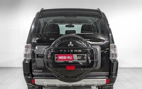 Mitsubishi Pajero IV, 2011 год, 1 990 000 рублей, 6 фотография