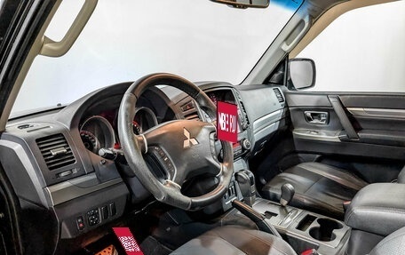 Mitsubishi Pajero IV, 2011 год, 1 990 000 рублей, 16 фотография