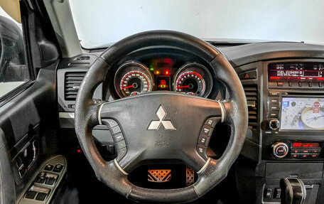 Mitsubishi Pajero IV, 2011 год, 1 990 000 рублей, 22 фотография