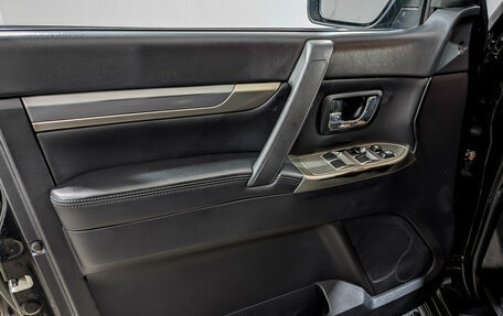 Mitsubishi Pajero IV, 2011 год, 1 990 000 рублей, 19 фотография