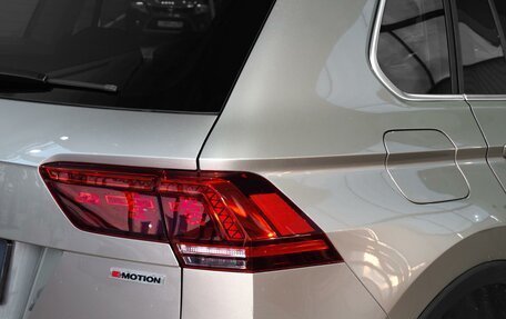 Volkswagen Tiguan II, 2019 год, 2 939 777 рублей, 7 фотография