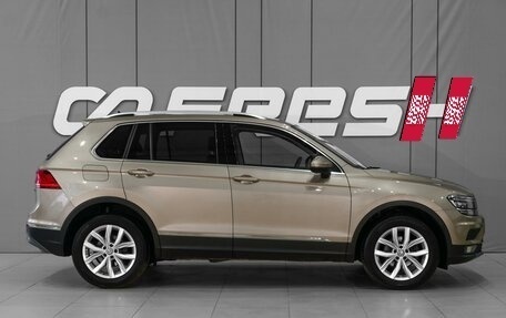 Volkswagen Tiguan II, 2019 год, 2 939 777 рублей, 5 фотография