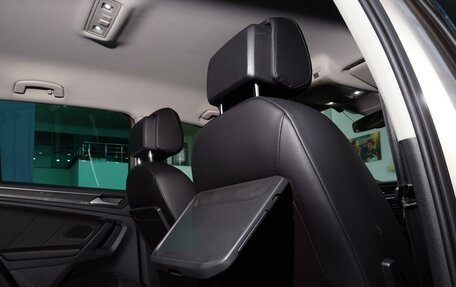 Volkswagen Tiguan II, 2019 год, 2 939 777 рублей, 16 фотография
