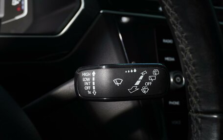 Volkswagen Tiguan II, 2019 год, 2 939 777 рублей, 23 фотография