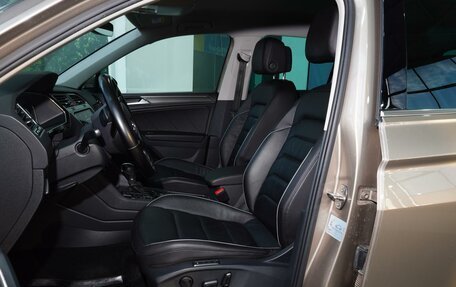 Volkswagen Tiguan II, 2019 год, 2 939 777 рублей, 14 фотография
