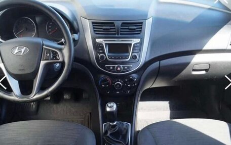 Hyundai Solaris II рестайлинг, 2014 год, 790 000 рублей, 14 фотография