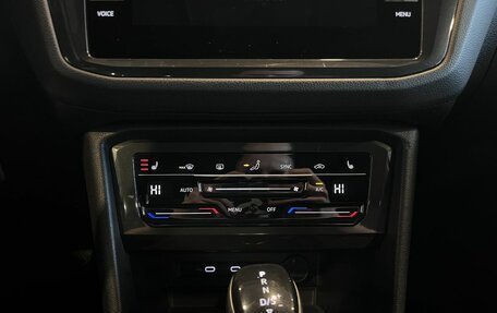 Volkswagen Tiguan II, 2021 год, 2 650 000 рублей, 15 фотография