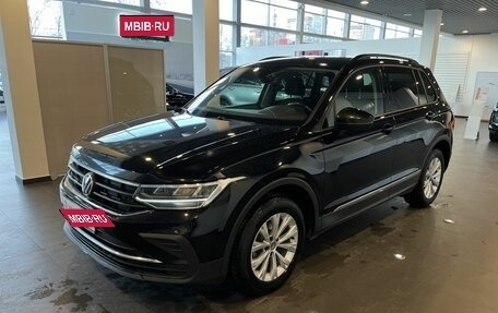 Volkswagen Tiguan II, 2021 год, 2 650 000 рублей, 7 фотография