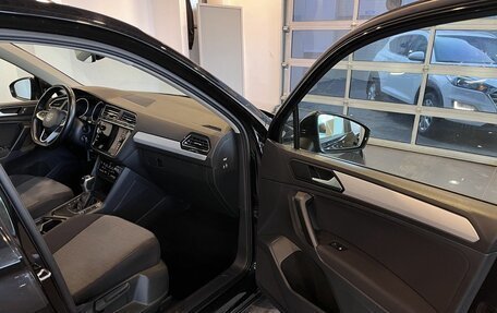 Volkswagen Tiguan II, 2021 год, 2 650 000 рублей, 26 фотография