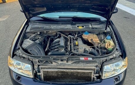 Audi A4, 2003 год, 510 000 рублей, 13 фотография