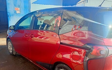 Toyota Sienta II, 2019 год, 1 790 000 рублей, 4 фотография