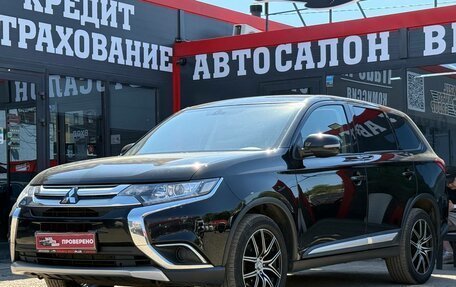Mitsubishi Outlander III рестайлинг 3, 2018 год, 2 189 000 рублей, 6 фотография