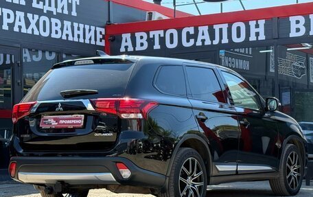 Mitsubishi Outlander III рестайлинг 3, 2018 год, 2 189 000 рублей, 12 фотография