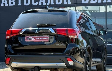 Mitsubishi Outlander III рестайлинг 3, 2018 год, 2 189 000 рублей, 11 фотография