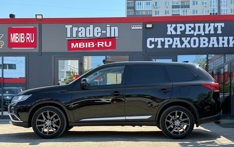 Mitsubishi Outlander III рестайлинг 3, 2018 год, 2 189 000 рублей, 7 фотография