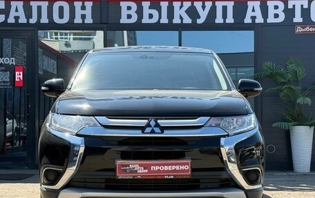 Mitsubishi Outlander III рестайлинг 3, 2018 год, 2 189 000 рублей, 4 фотография