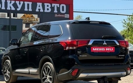 Mitsubishi Outlander III рестайлинг 3, 2018 год, 2 189 000 рублей, 8 фотография