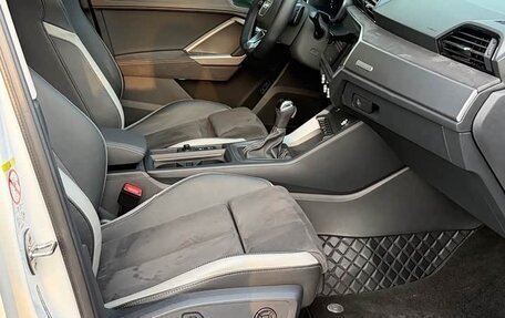 Audi Q3, 2023 год, 2 360 000 рублей, 9 фотография