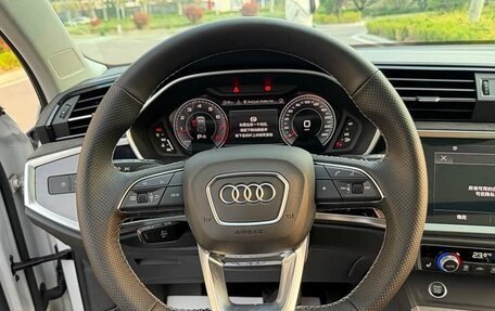 Audi Q3, 2023 год, 2 360 000 рублей, 8 фотография