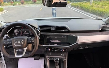 Audi Q3, 2023 год, 2 360 000 рублей, 7 фотография