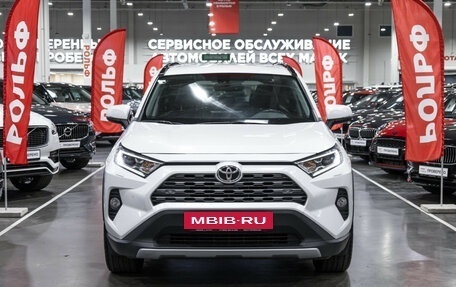 Toyota RAV4, 2022 год, 3 299 700 рублей, 3 фотография
