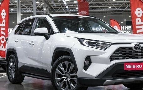 Toyota RAV4, 2022 год, 3 299 700 рублей, 6 фотография
