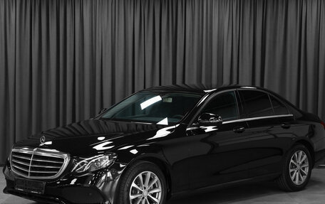 Mercedes-Benz E-Класс, 2016 год, 2 350 000 рублей, 3 фотография