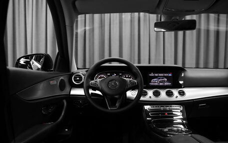 Mercedes-Benz E-Класс, 2016 год, 2 350 000 рублей, 9 фотография