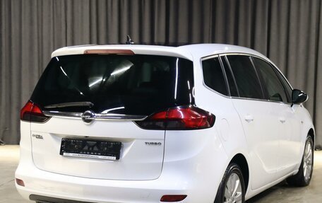 Opel Zafira C рестайлинг, 2014 год, 1 049 000 рублей, 2 фотография