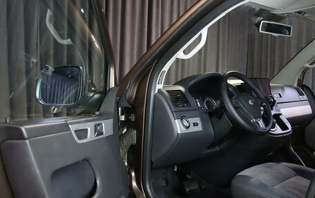 Volkswagen Multivan T5, 2013 год, 2 399 000 рублей, 8 фотография