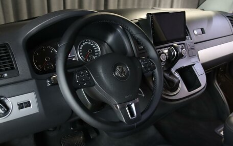 Volkswagen Multivan T5, 2013 год, 2 399 000 рублей, 9 фотография