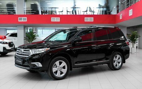 Toyota Highlander III, 2012 год, 1 850 000 рублей, 1 фотография