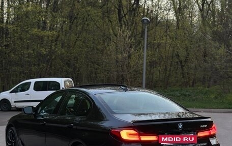 BMW 5 серия, 2022 год, 5 750 000 рублей, 4 фотография