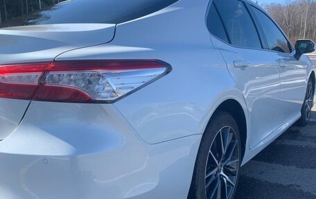 Toyota Camry, 2021 год, 3 400 000 рублей, 7 фотография