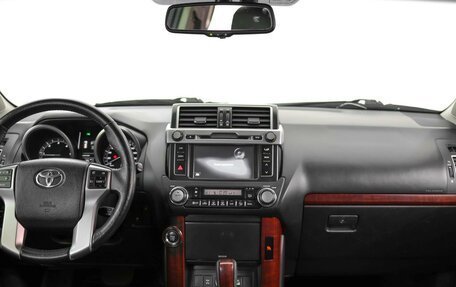 Toyota Land Cruiser Prado 150 рестайлинг 2, 2014 год, 2 850 000 рублей, 7 фотография