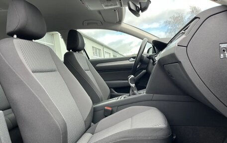 Volkswagen Passat B8 рестайлинг, 2022 год, 2 155 000 рублей, 13 фотография