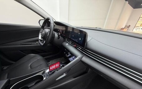 Hyundai Elantra, 2022 год, 1 400 000 рублей, 11 фотография
