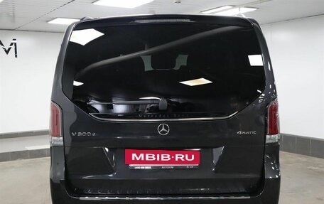 Mercedes-Benz V-Класс, 2024 год, 13 650 000 рублей, 6 фотография